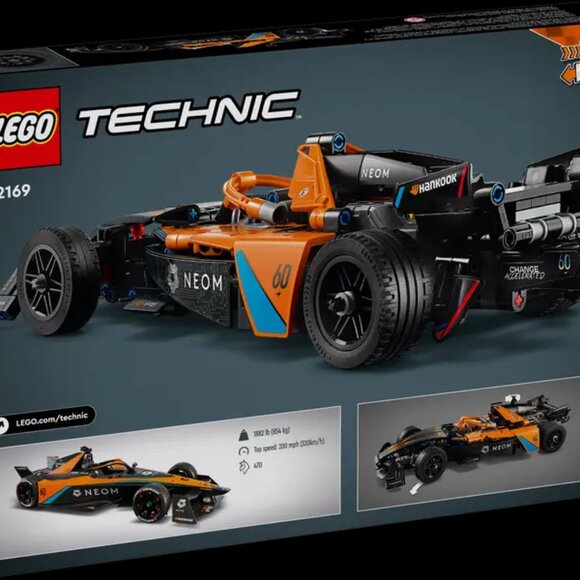 LEGO Technic - NEOM McLaren Formula E Race Car - Picture 3 of 4